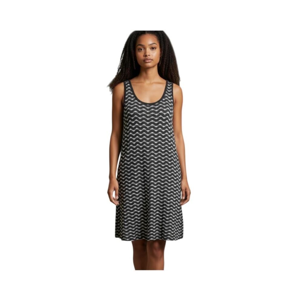 OLD NAVY BLACK & WHITE DRESS SZ.M EUC.